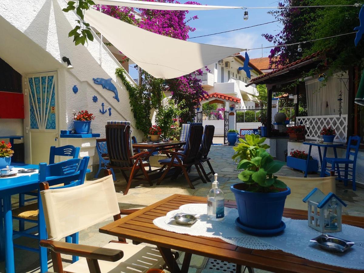 Haus Niko Apartments And Suites Nea Poteidaia Zewnętrze zdjęcie