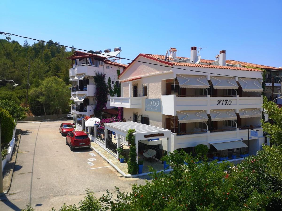 Haus Niko Apartments And Suites Nea Poteidaia Zewnętrze zdjęcie