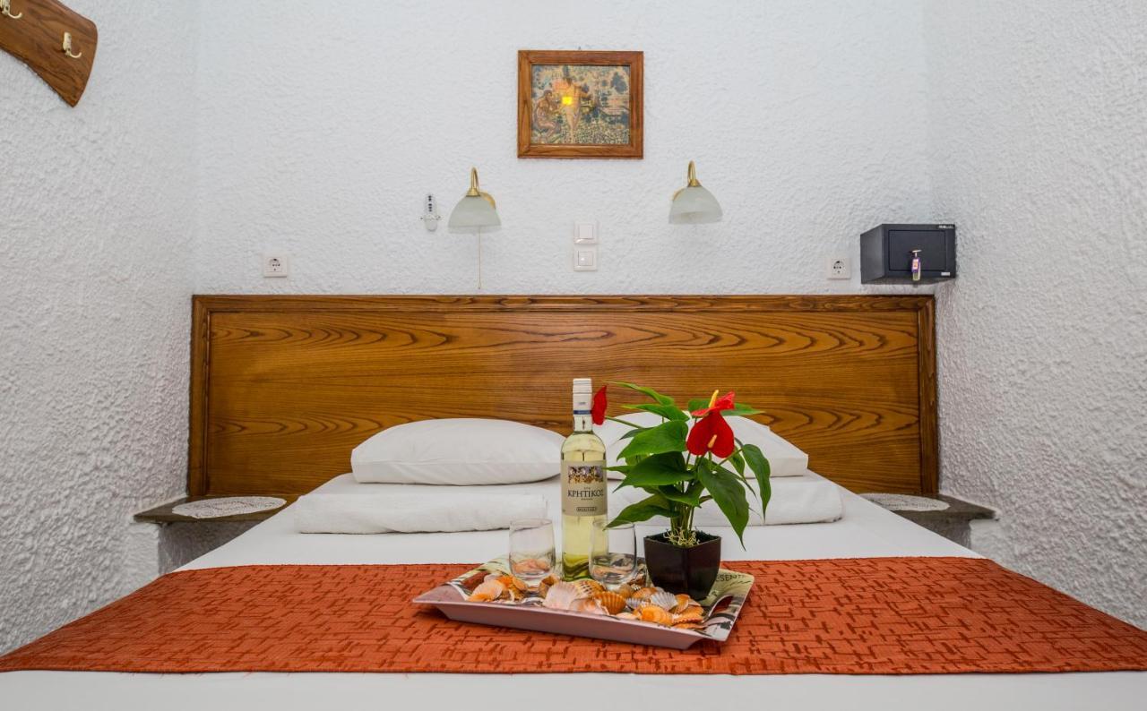 Haus Niko Apartments And Suites Nea Poteidaia Zewnętrze zdjęcie