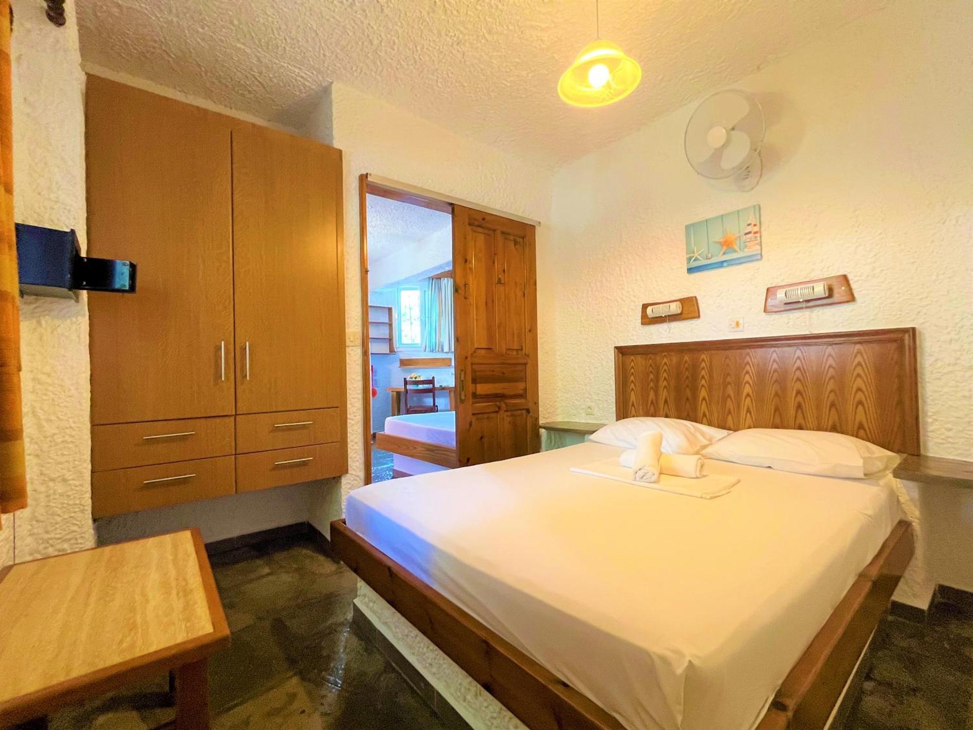 Haus Niko Apartments And Suites Nea Poteidaia Zewnętrze zdjęcie