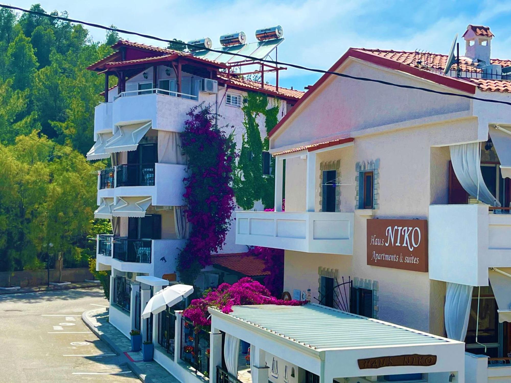 Haus Niko Apartments And Suites Nea Poteidaia Zewnętrze zdjęcie