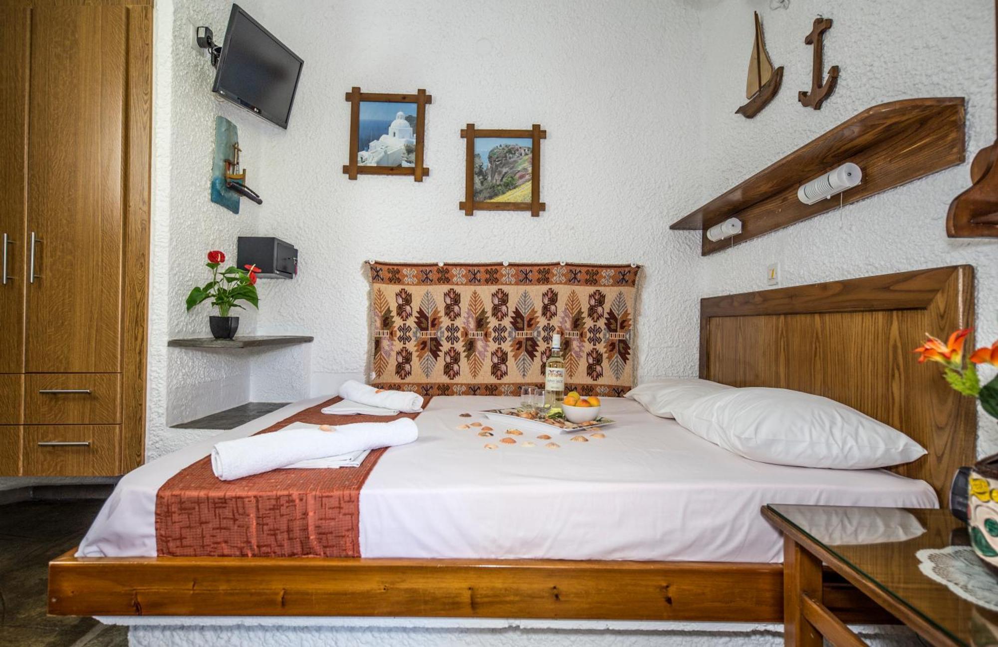 Haus Niko Apartments And Suites Nea Poteidaia Pokój zdjęcie