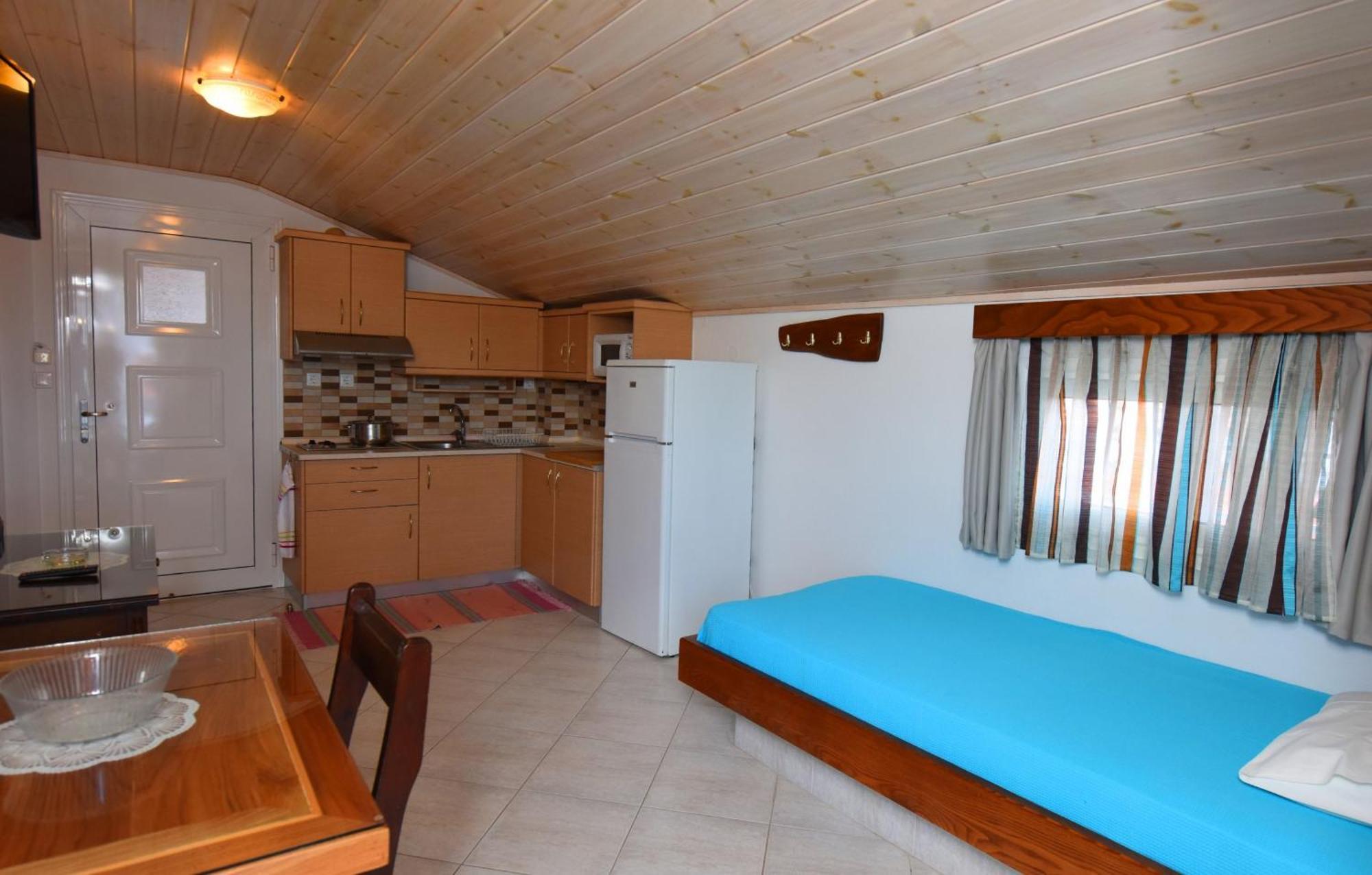 Haus Niko Apartments And Suites Nea Poteidaia Pokój zdjęcie